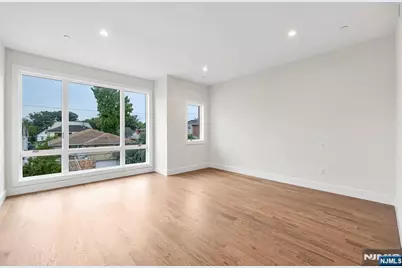 55 Washington Avenue, Cliffside Park, NJ 07010 - Photo 23