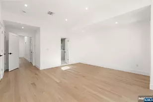 264 Grant Ave, Cliffside Park, NJ 07010 - Photo 25