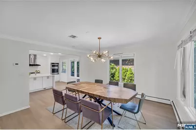 290 Mohegan Way, Fort Lee, NJ 07024 - Photo 7