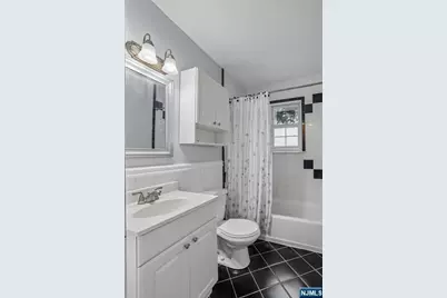 1279 Valley Road B #B, Wayne, NJ 07470 - Photo 13