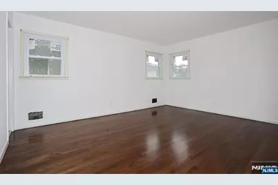 7-32 Richard Street, Fair Lawn, NJ 07410 - Photo 11