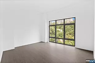 143 Old River Road 601, Edgewater, NJ 07020 - Photo 7