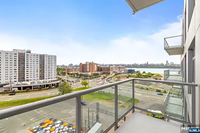 143 Old River Road 601 #601, Edgewater, NJ 07020 - Photo 11