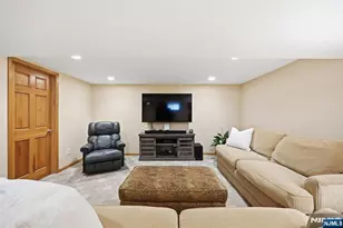 355 Woodland Rd, New Milford, NJ 07646 - Photo 33