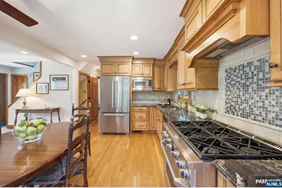 355 Woodland Road, New Milford, NJ 07646 - Photo 13