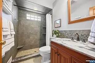 355 Woodland Rd, New Milford, NJ 07646 - Photo 15