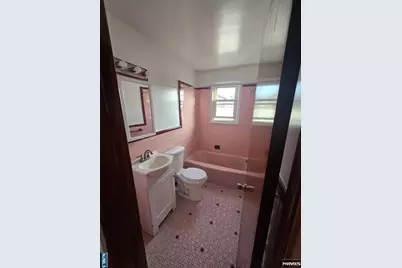 383 Anderson Avenue 2 #2, Fairview, NJ 07022 - Photo 3