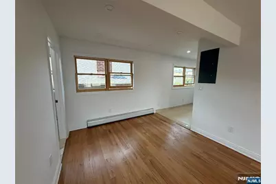 307 9th Street 3A #3A, Fairview, NJ 07022 - Photo 5