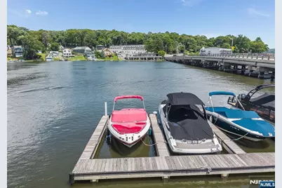 468 River Styx, Hopatcong, NJ 07843 - Photo 25