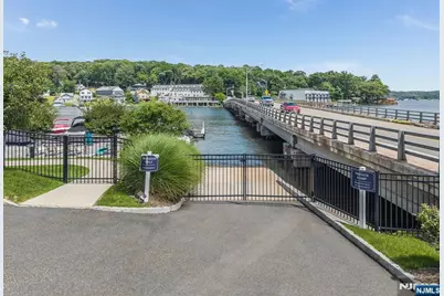 468 River Styx, Hopatcong, NJ 07843 - Photo 23