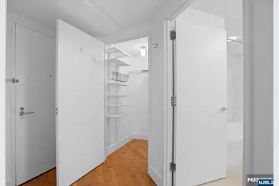 77 Hudson Street 2002 #2002, Jersey City, NJ 07302 - Photo 17