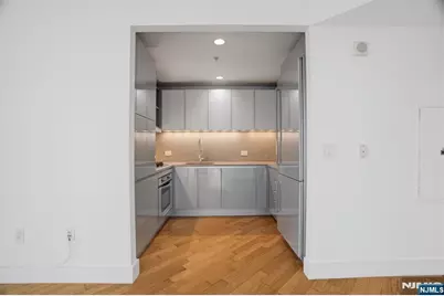 77 Hudson Street 2002 #2002, Jersey City, NJ 07302 - Photo 11