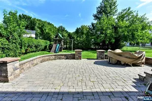 33 Millar Ct A, Paramus, NJ 07462 - Photo 31