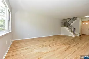 33 Millar Ct A, Paramus, NJ 07462 - Photo 7