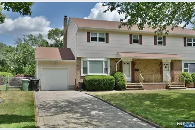33 Millar Court A #A, Paramus, NJ 07462 - Photo 1