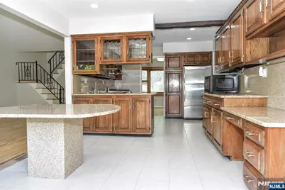 33 Millar Court A #A, Paramus, NJ 07462 - Photo 11