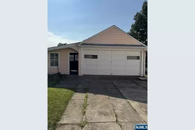 429 Macarthur Avenue, Garfield, NJ 07026 - Photo 13