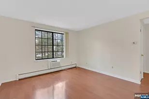 1419 Faulkner Ct, Mahwah, NJ 07430 - Photo 11