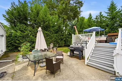 1053 Carnation Drive, New Milford, NJ 07646 - Photo 29