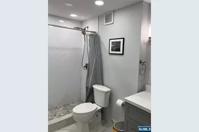 200 Winston Drive L18 #L18, Cliffside Park, NJ 07010 - Photo 31