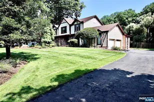 9 Watch Hill Rd, Mahwah, NJ 07430 - Photo 3