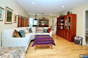 9 Watch Hill Rd, Mahwah, NJ 07430 - Photo 7