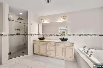 156 Phelps Avenue, Englewood, NJ 07631 - Photo 17