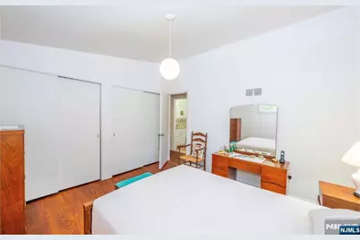 53 Old Wood Road, Morris Plains Borough, NJ 07950 - Photo 21