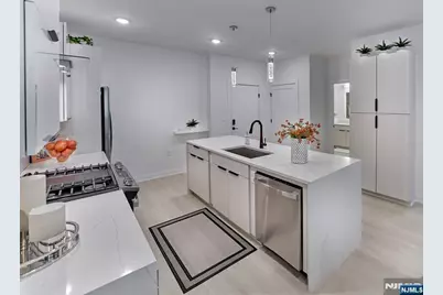8 Tice Road 105 #105, Franklin Lakes, NJ 07417 - Photo 3