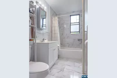 523-25 34th Street D1 #D1, Union City, NJ 07087 - Photo 11