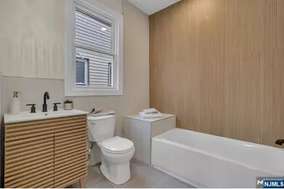 89 Schley Street, Newark, NJ 07112 - Photo 31