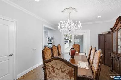 138 Elder Avenue, Bergenfield, NJ 07621 - Photo 7