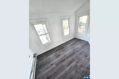 14 Triton Terrace, Newark, NJ 07104 - Photo 13