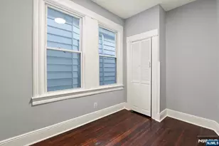 149 Wegman Pkwy, Jersey City, NJ 07305 - Photo 25