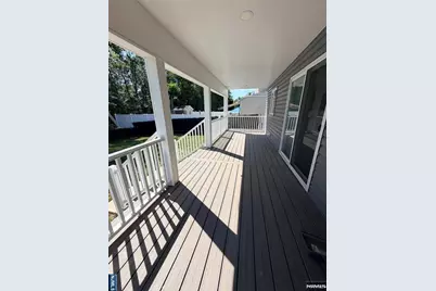 66 Edward Court, Clifton, NJ 07011 - Photo 3