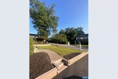 9 Woodmere Road, West Caldwell, NJ 07006 - Photo 25