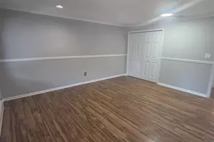 631 2nd Ave 1st Floor, Lyndhurst Township, NJ 07071 - Photo 9