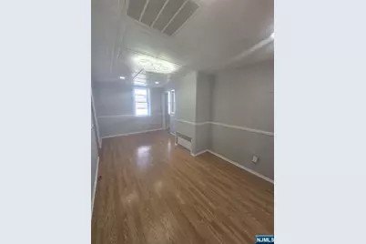 631 2nd Avenue 1st Floor #1st floor, Lyndhurst Township, NJ 07071 - Photo 13