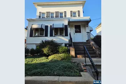 631 2nd Avenue 1st Floor #1st floor, Lyndhurst Township, NJ 07071 - Photo 1