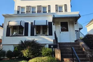 631 2nd Ave 1st Floor, Lyndhurst Township, NJ 07071 - Photo 1