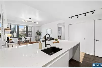 149 Essex Street 5T #5T, Jersey City, NJ 07302 - Photo 11