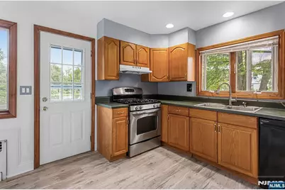 102 Island Avenue, Little Falls Township, NJ 07424 - Photo 19