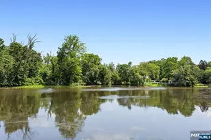 102 Island Ave, Little Falls Township, NJ 07424 - Photo 9