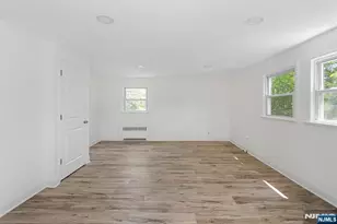 102 Island Ave, Little Falls Township, NJ 07424 - Photo 31