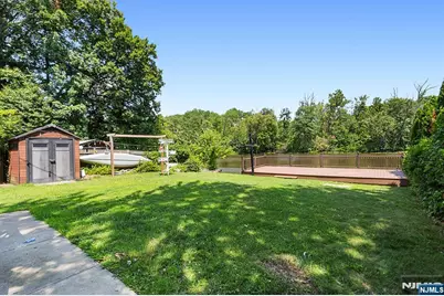 102 Island Avenue, Little Falls Township, NJ 07424 - Photo 3
