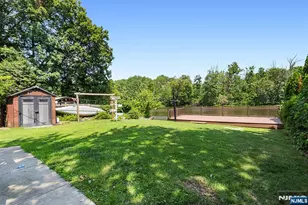 102 Island Ave, Little Falls Township, NJ 07424 - Photo 3
