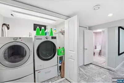 2 6th Street, Ridgefield Park, NJ 07660 - Photo 35