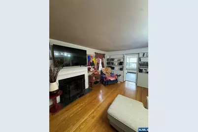 81 Grayson Place, Teaneck Township, NJ 07666 - Photo 3