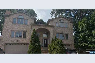 454 Washington Avenue, Cliffside Park, NJ 07010 - Photo 1