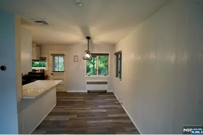 154 Jefferson Avenue, River Edge, NJ 07661 - Photo 11